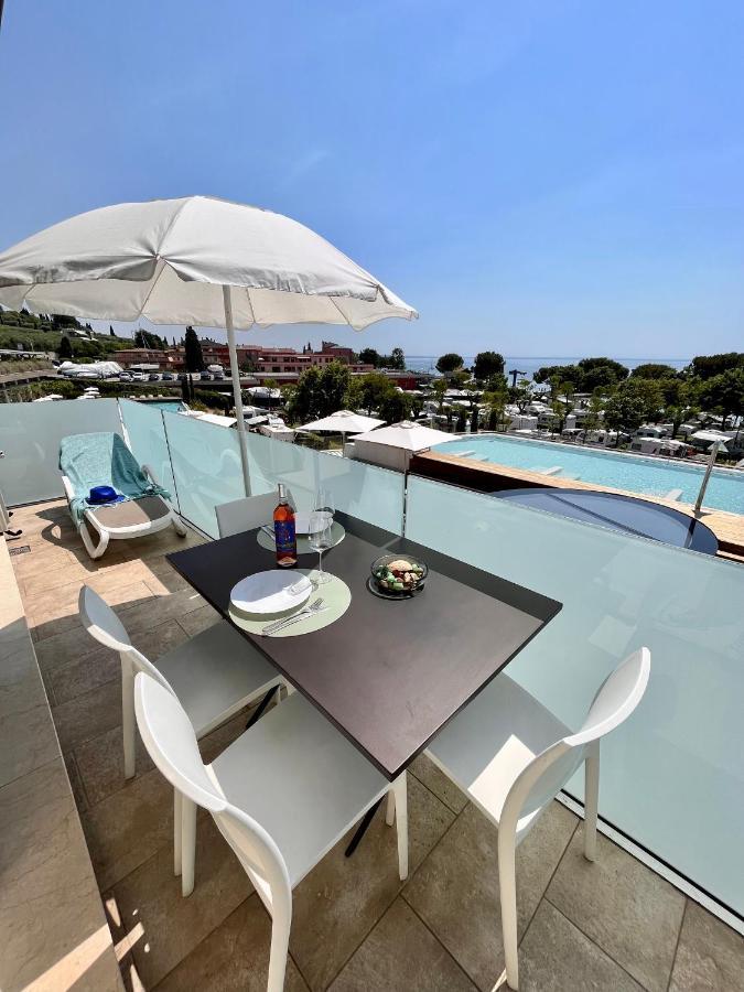 La Rocca Camping Village Bardolino Exteriör bild