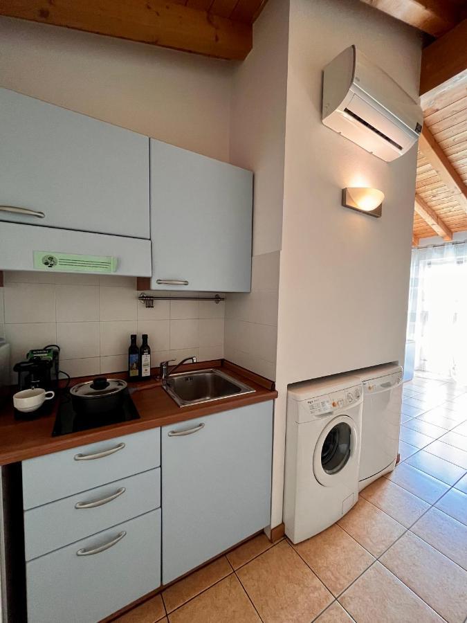 La Rocca Camping Village Bardolino Exteriör bild