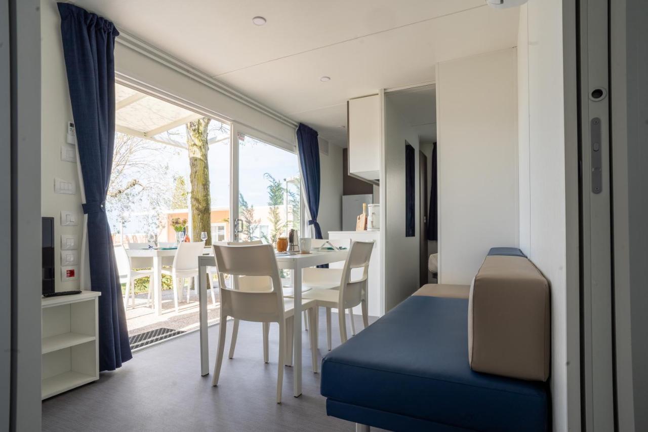 La Rocca Camping Village Bardolino Exteriör bild