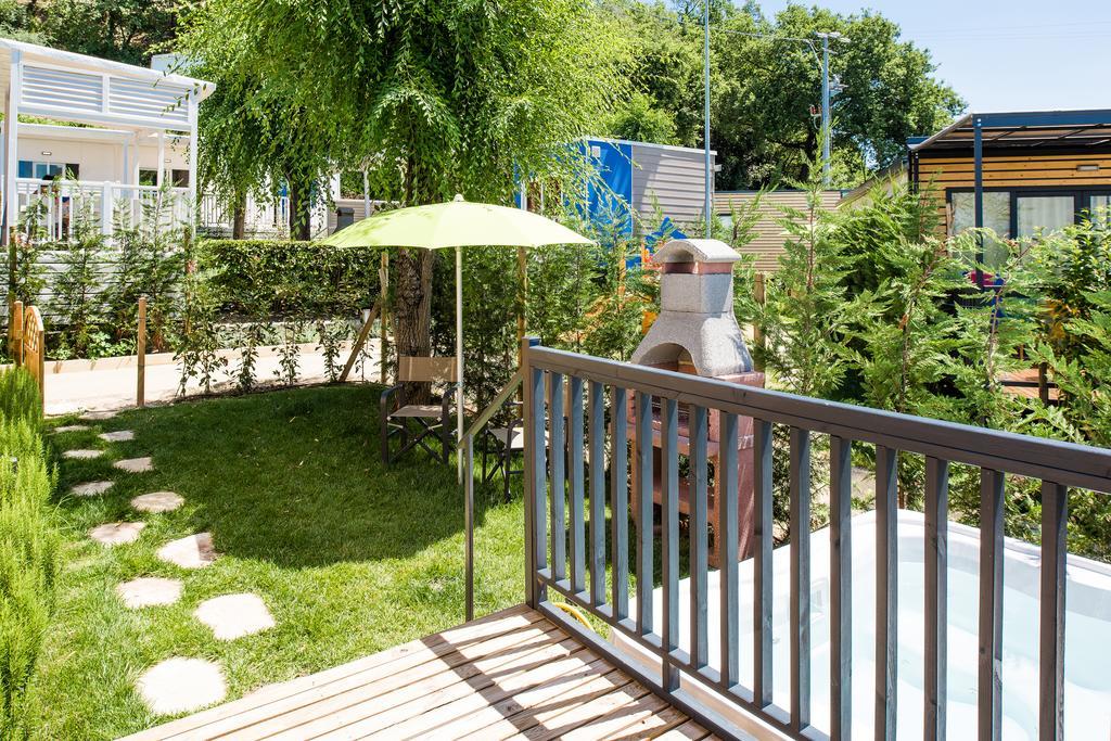 La Rocca Camping Village Bardolino Exteriör bild